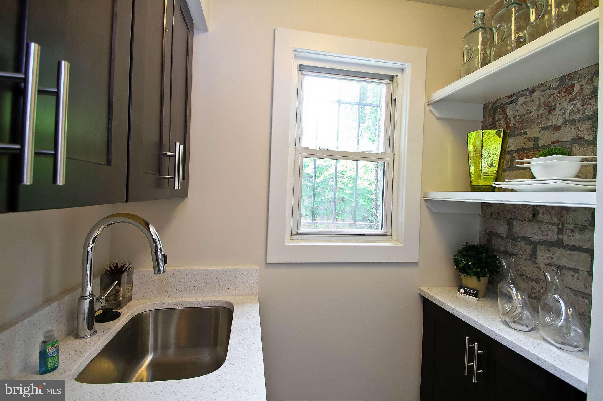 469 Ridge Street Northwest, Unit 6 Washington, DC 20001 - Photo 16 of 28 Kitchen