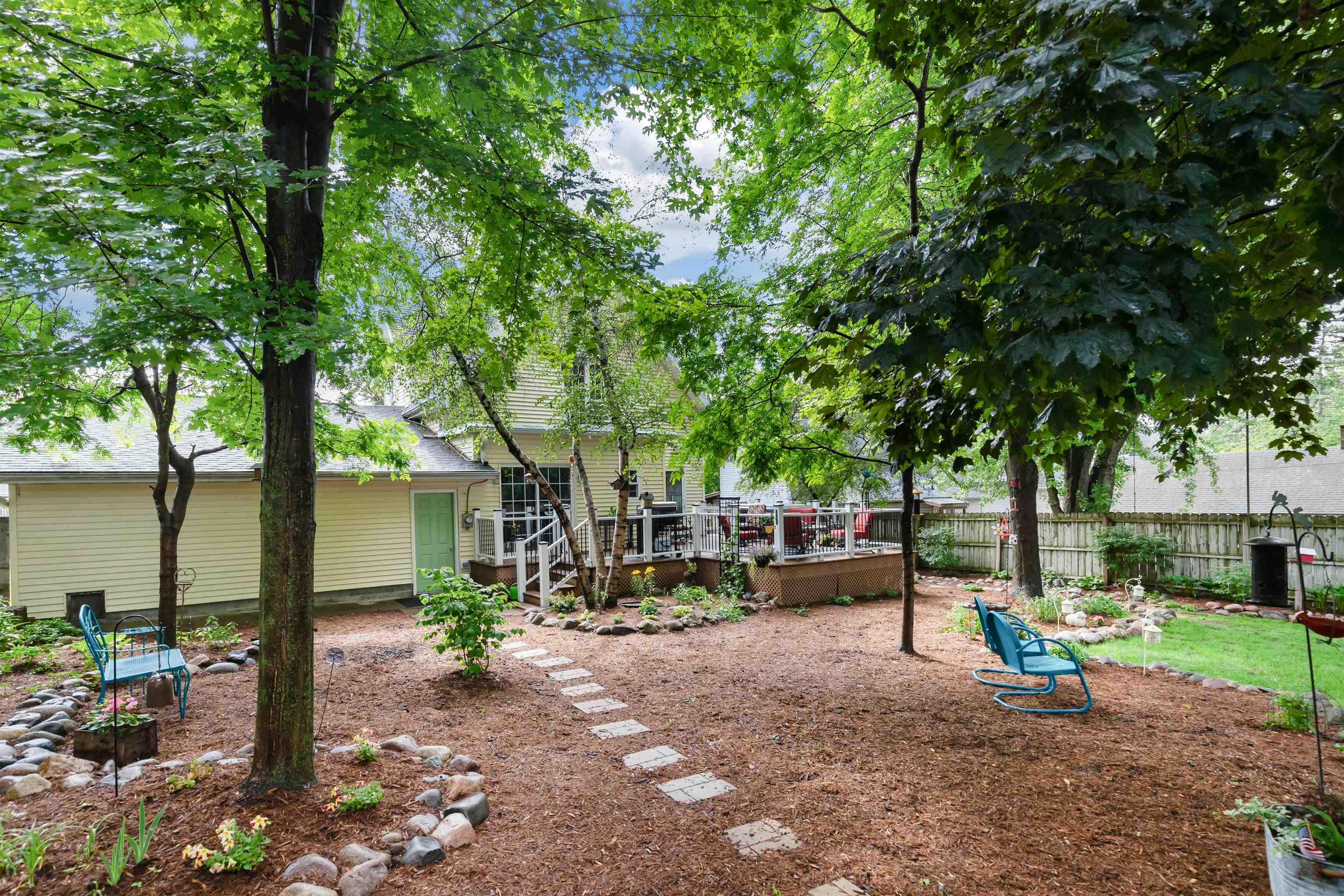 175 Spring Street Berlin, WI 54923 - Photo 10 of 58