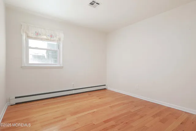 $3,750 | 1828 Ensign Court, Toms River, NJ 08753