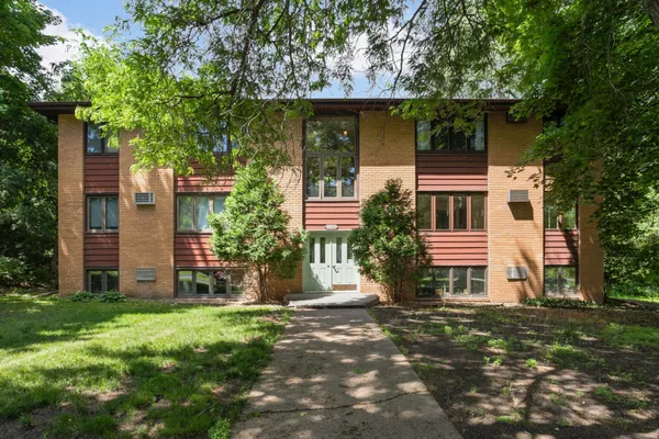 $99,500 | 2301 Unity Avenue North, Golden Valley, MN 55422