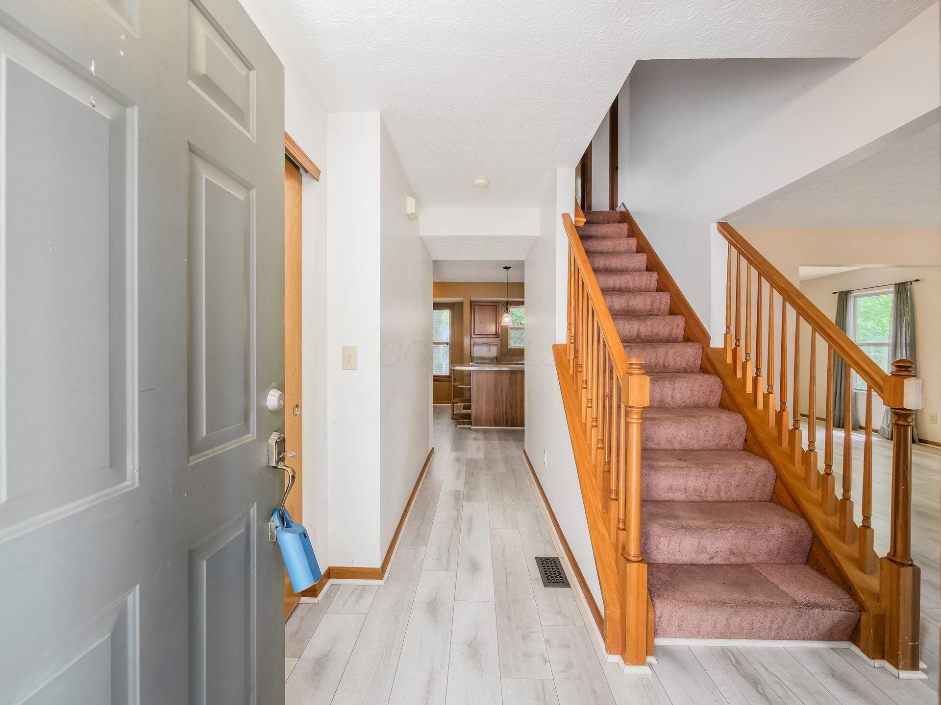 148 Cambridge Road Delaware, OH 43015 - Photo 5 of 58 005_ca7_C - 148 Cambridge 109