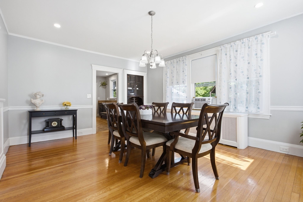 79 Orange Street Reading, MA 01867 - Photo 17 of 42