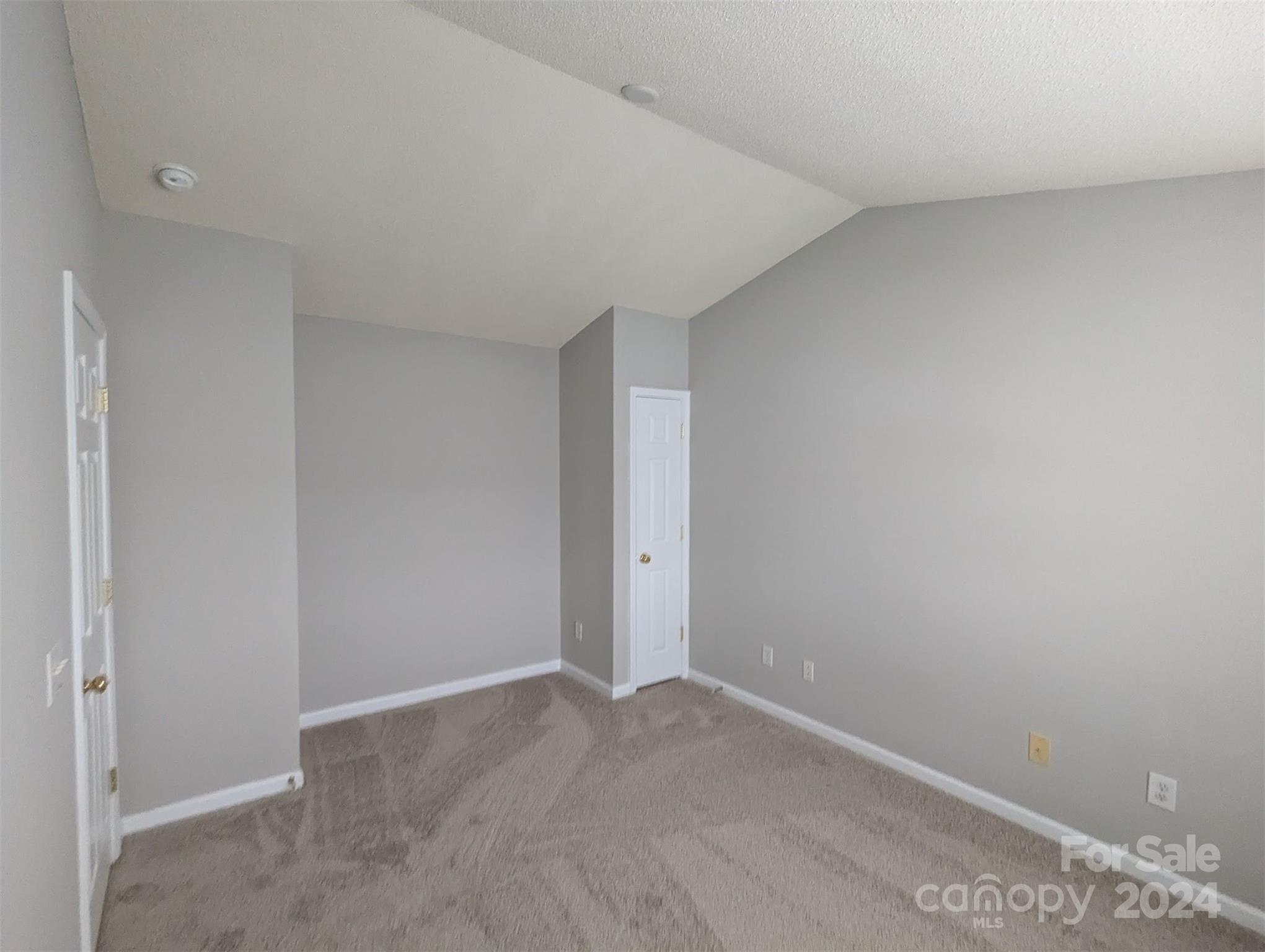10568 Broken Branch Road Charlotte, NC 28213 - Photo 12 of 13 Gallery Image 12