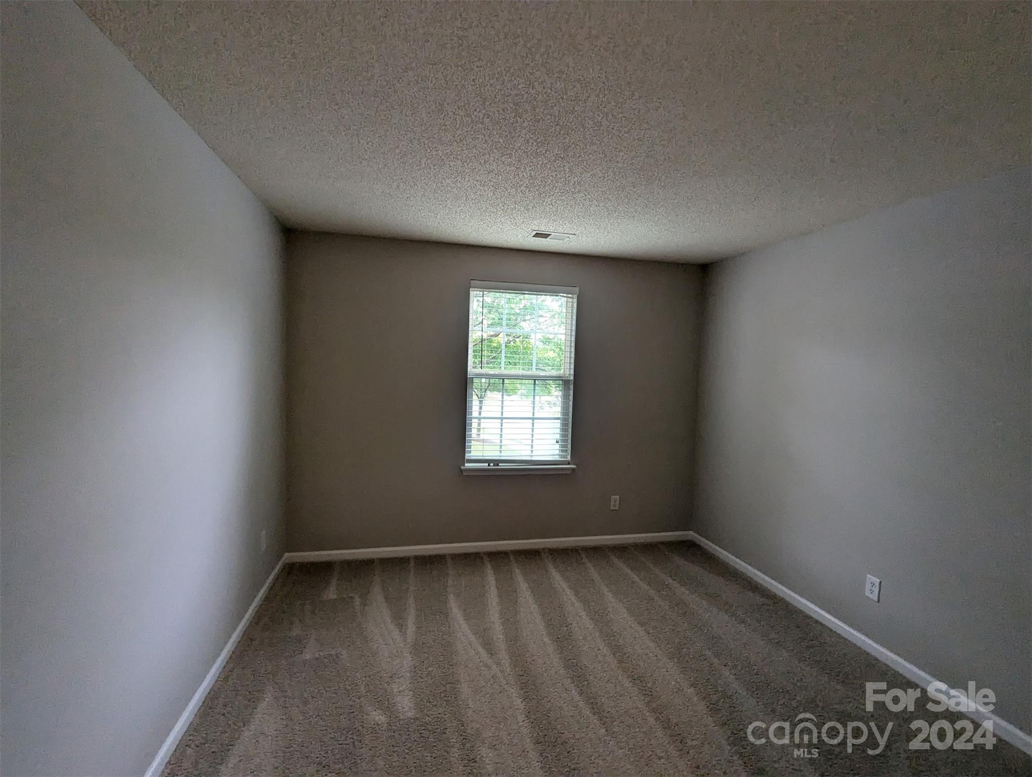 10568 Broken Branch Road Charlotte, NC 28213 - Photo 10 of 13 Gallery Image 10