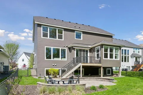 $915,000 | 5450 Yellowstone Lane North, Plymouth, MN 55446
