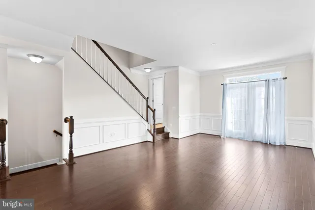 $2,900 | 207 Miles Hawk Terrace, Purcellville, VA 20132