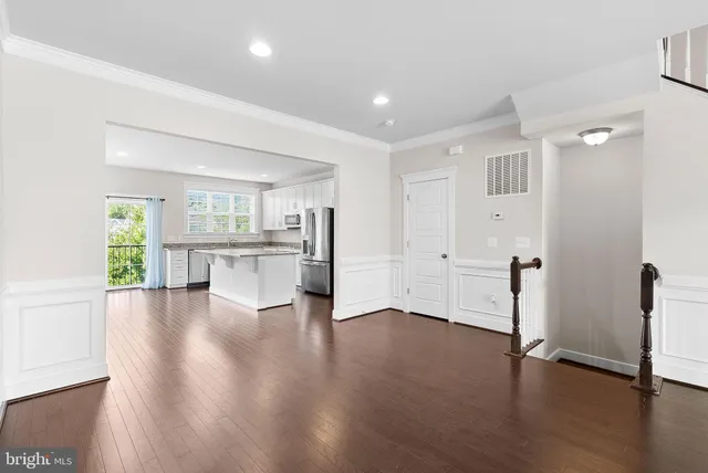 $2,900 | 207 Miles Hawk Terrace, Purcellville, VA 20132