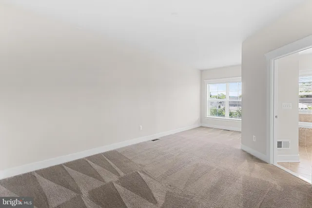 $2,900 | 207 Miles Hawk Terrace, Purcellville, VA 20132