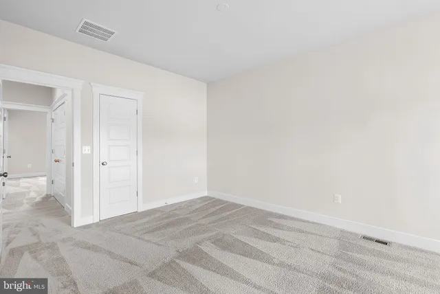 $2,900 | 207 Miles Hawk Terrace, Purcellville, VA 20132