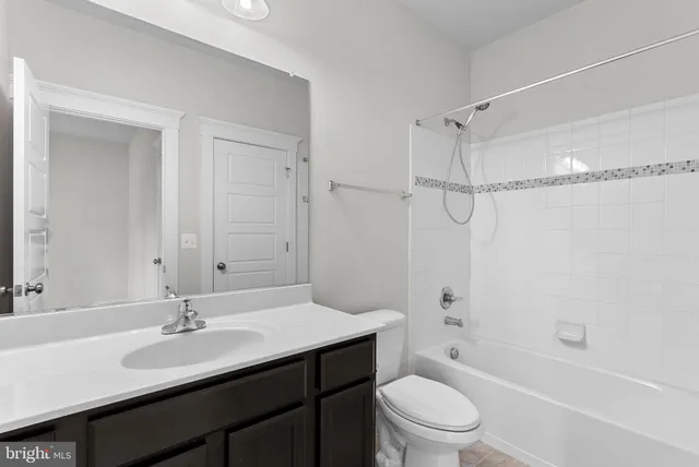 $2,900 | 207 Miles Hawk Terrace, Purcellville, VA 20132