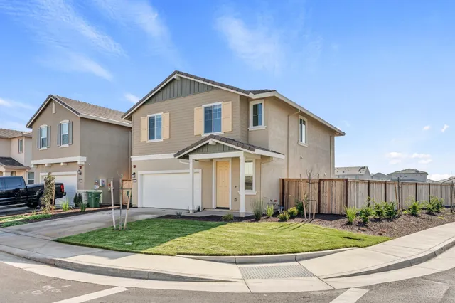$670,000 | 8543 Anker Way, Elk Grove, CA 95757