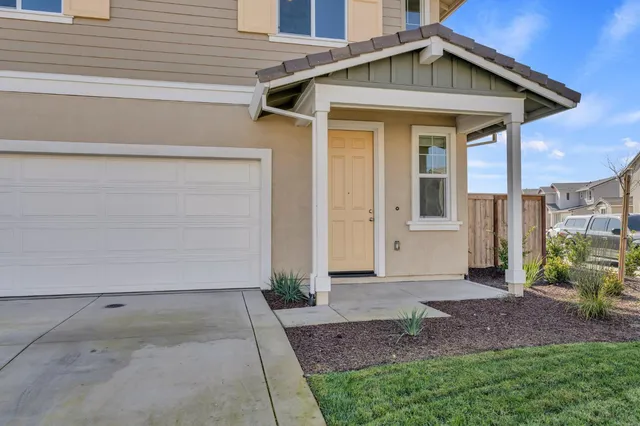 $670,000 | 8543 Anker Way, Elk Grove, CA 95757