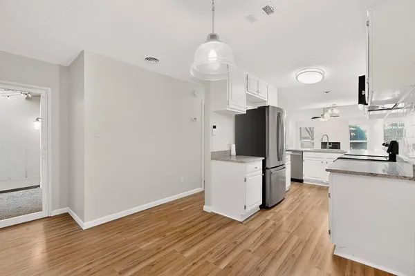 $1,850 | 1940 Abshire Lane, Dallas, TX 75228