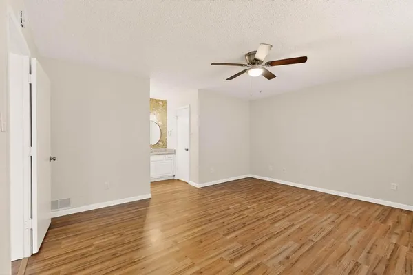 $1,850 | 1940 Abshire Lane, Dallas, TX 75228