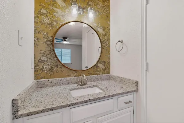 $1,850 | 1940 Abshire Lane, Dallas, TX 75228