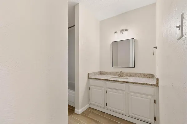 $1,850 | 1940 Abshire Lane, Dallas, TX 75228