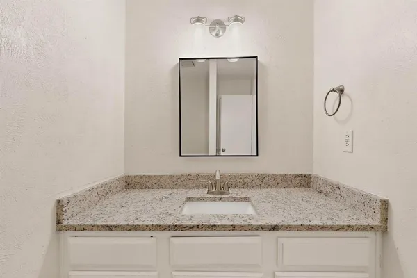 $1,850 | 1940 Abshire Lane, Dallas, TX 75228