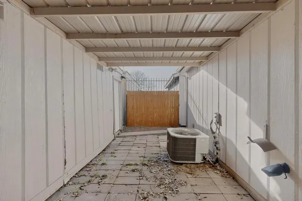 $1,850 | 1940 Abshire Lane, Dallas, TX 75228