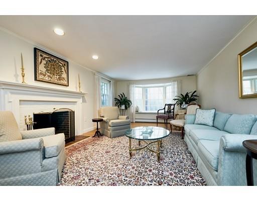 46 Cartwright Road Wellesley, MA 02482 - Photo 4 of 21
