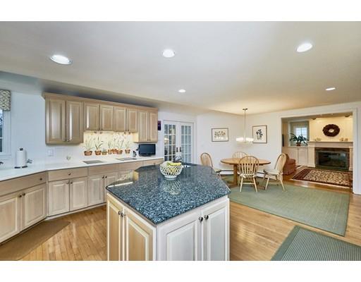 46 Cartwright Road Wellesley, MA 02482 - Photo 7 of 21