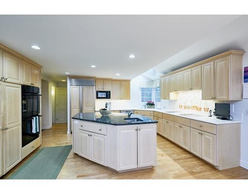 46 Cartwright Road Wellesley, MA 02482 - Photo 8 of 21