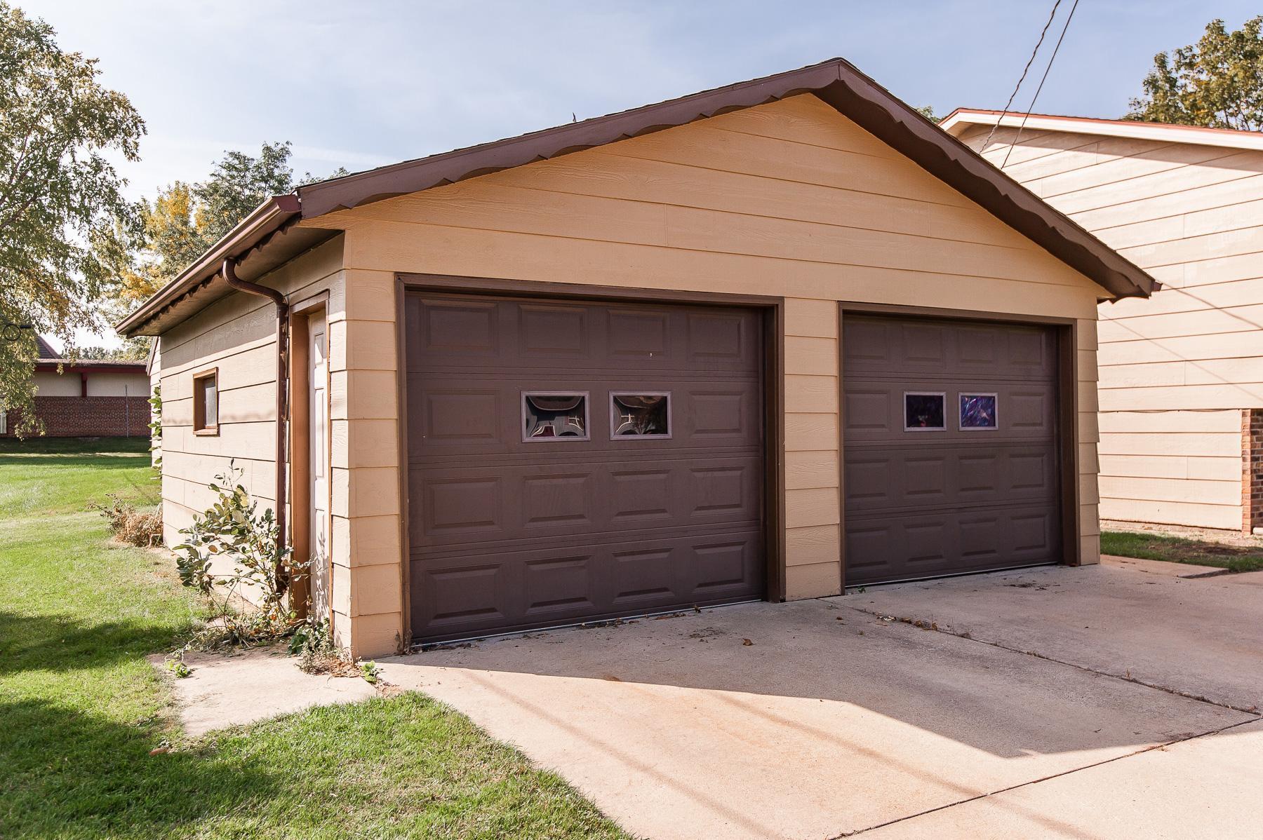 1732 30th Street Northwest Rochester, MN 55901 - Photo 27 of 30 Gallery Image 27