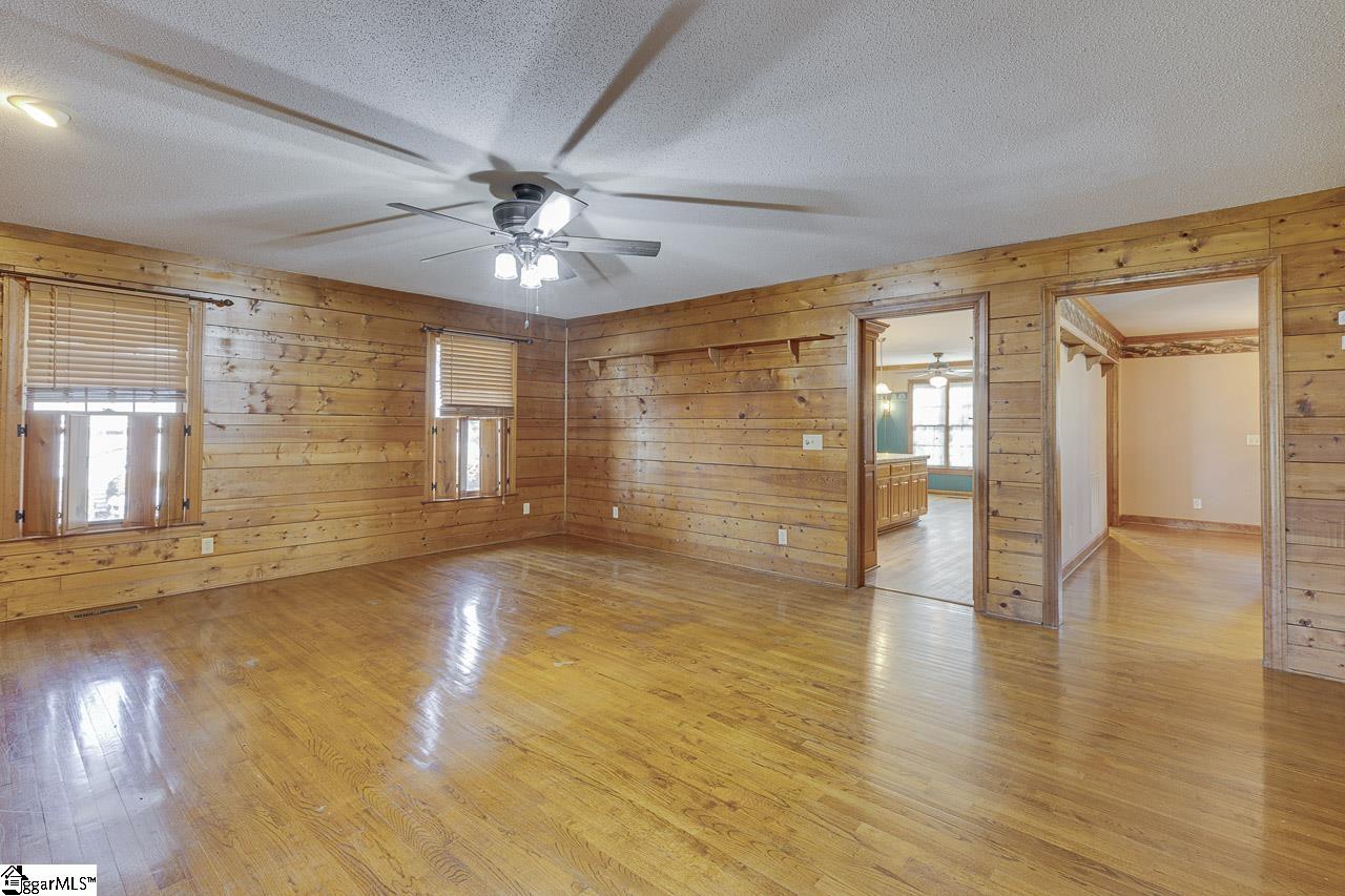 914 Taylor Road Greer, SC 29651 - Photo 11 of 50