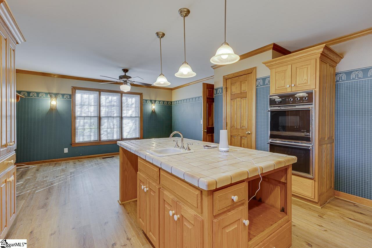 914 Taylor Road Greer, SC 29651 - Photo 18 of 50