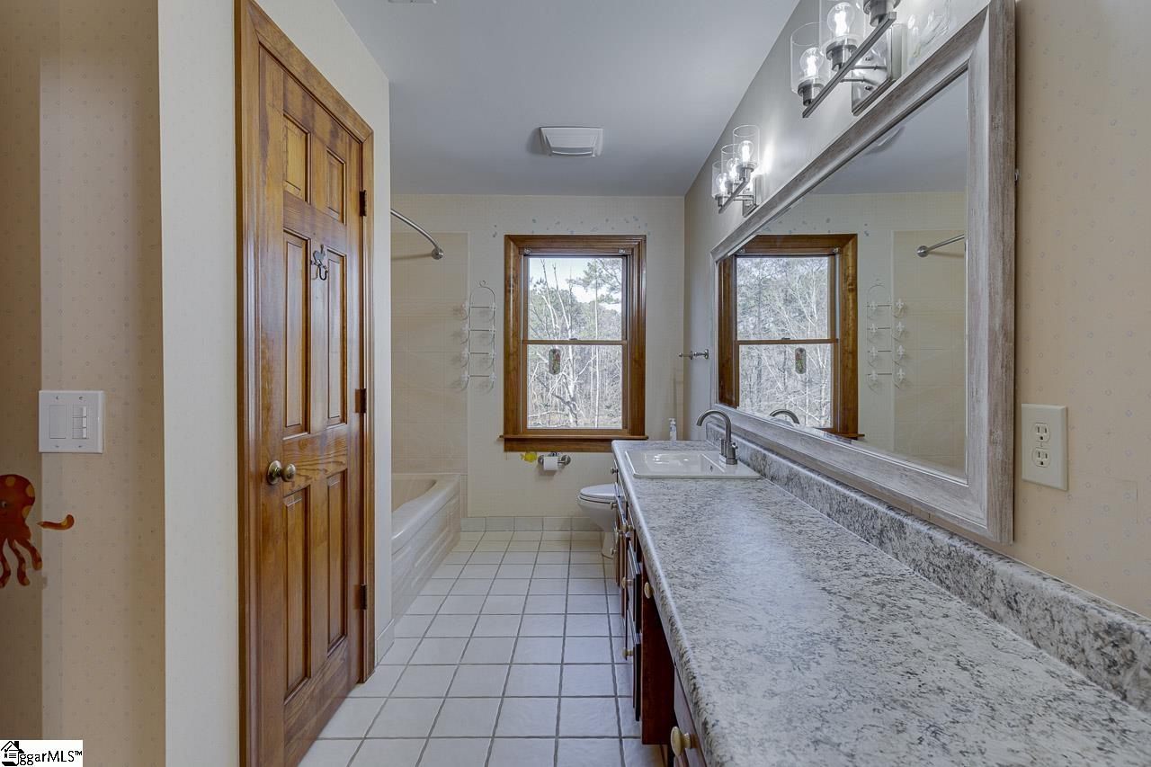 914 Taylor Road Greer, SC 29651 - Photo 36 of 50