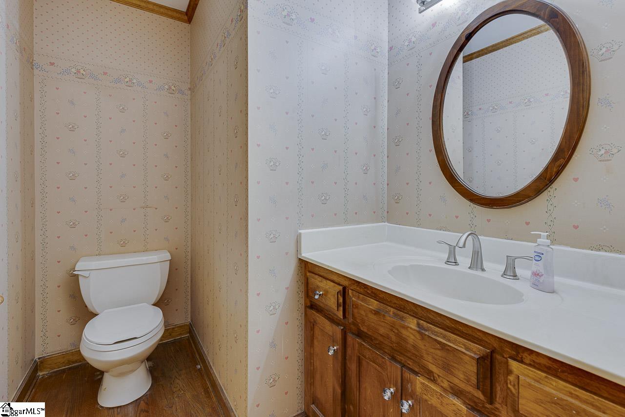 914 Taylor Road Greer, SC 29651 - Photo 6 of 50