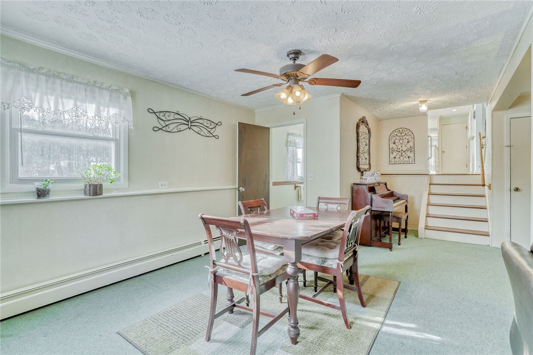 947 Copper Kettle Road Webster, NY 14580 - Photo 20 of 49 Muti-purpose space in the family room