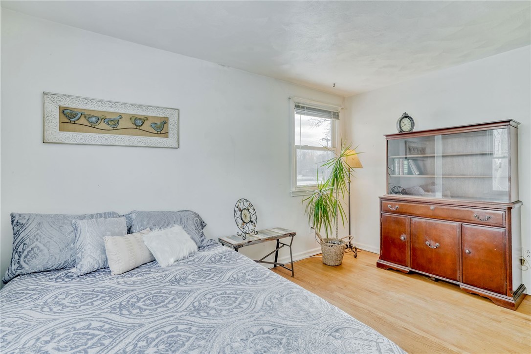 947 Copper Kettle Road Webster, NY 14580 - Photo 29 of 49 Bedroom #2 with hardwood floors