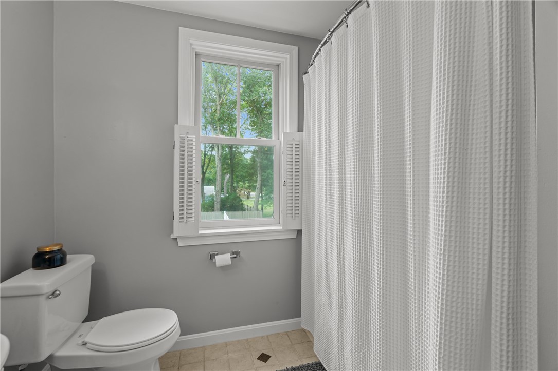 303 New Meadow Road Barrington, RI 02806 - Photo 27 of 49
