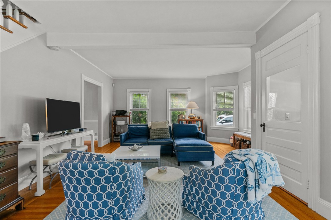 303 New Meadow Road Barrington, RI 02806 - Photo 9 of 49