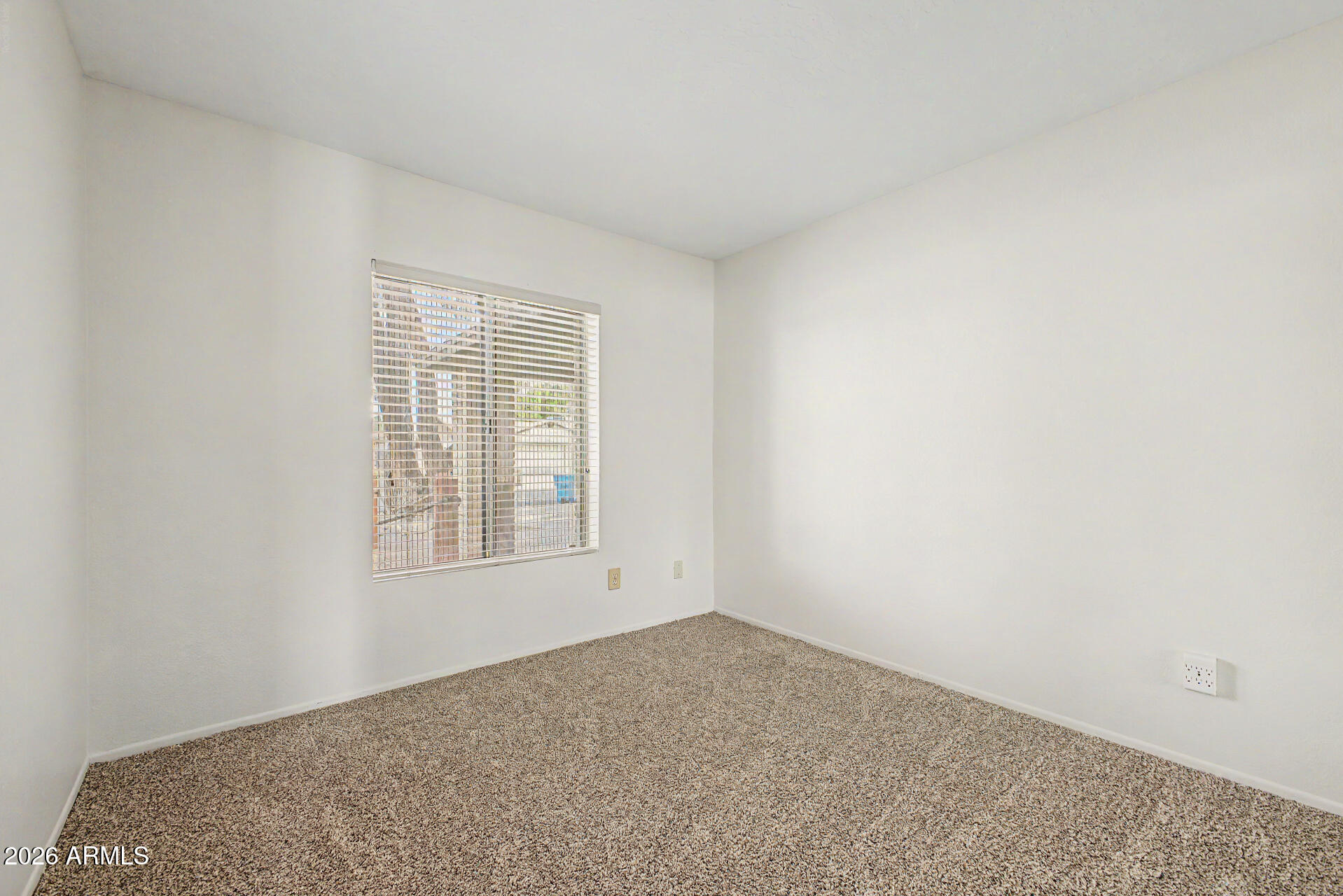 14237 North 24th Avenue Phoenix, AZ 85023 - Photo 25 of 37 25 - 24th