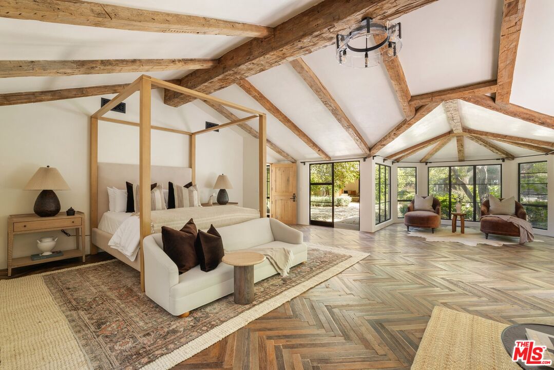 3099 Mandeville Canyon Road Los Angeles, CA 90049 - Photo 33 of 59