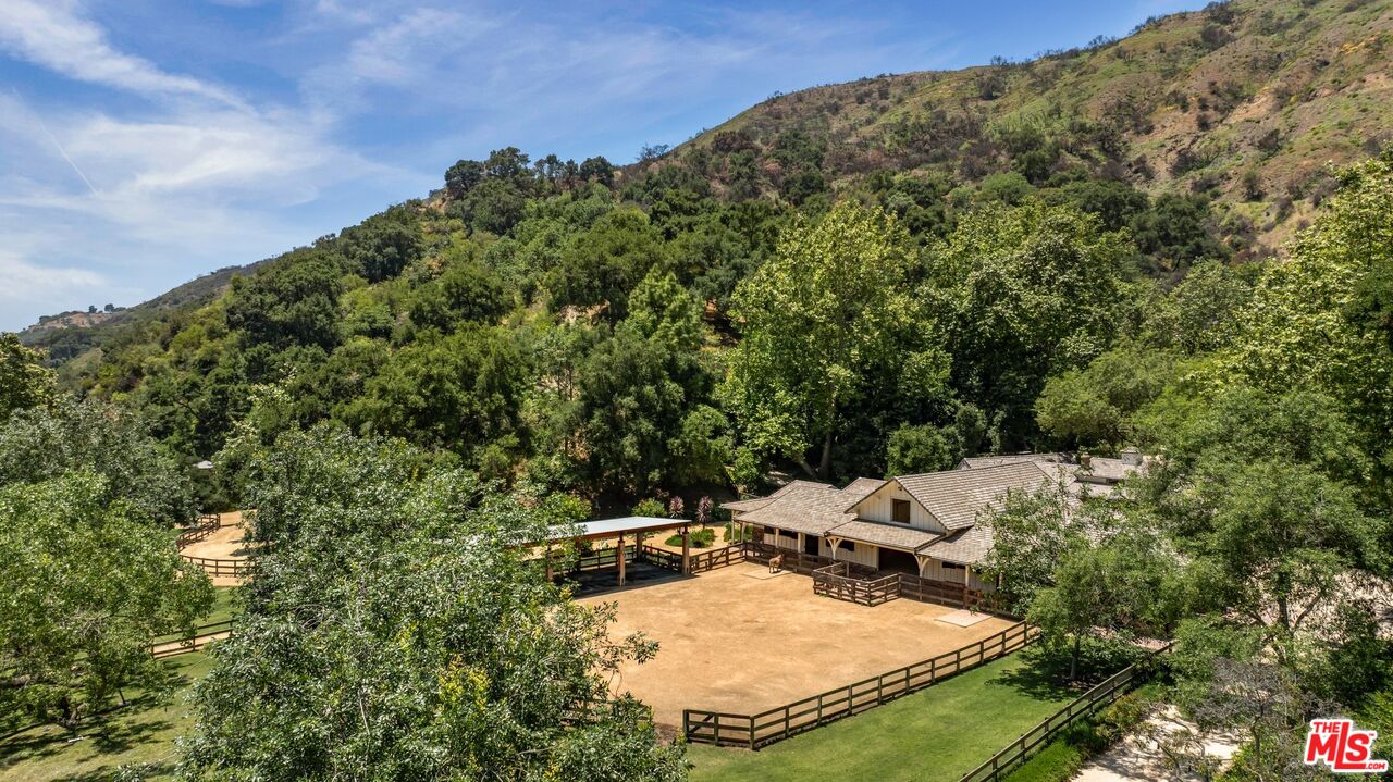 3099 Mandeville Canyon Road Los Angeles, CA 90049 - Photo 49 of 59