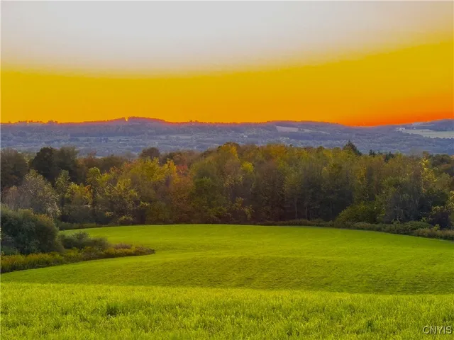 $439,900 | Graffenburg Road, New Hartford, NY 13413