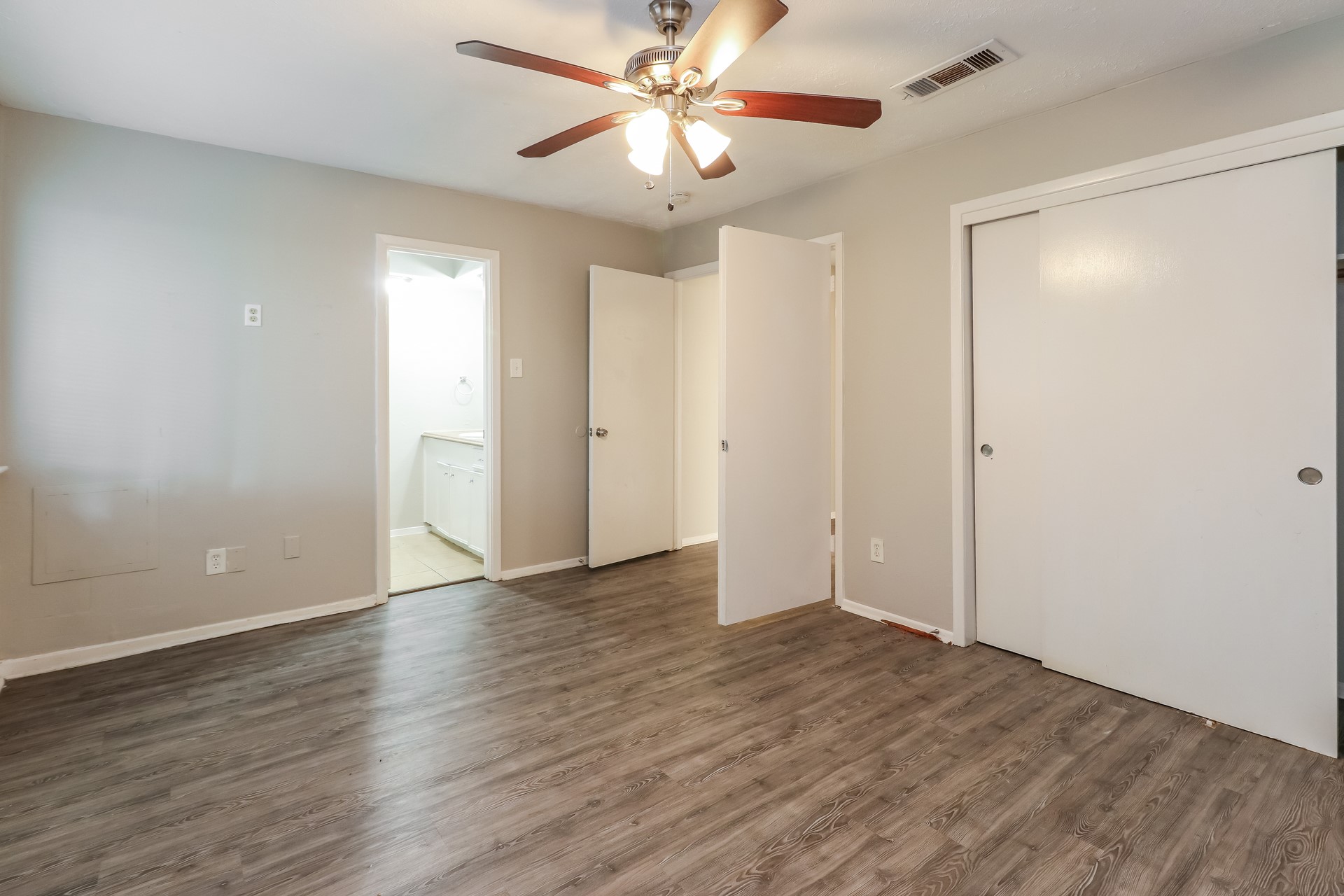 4439 Algernon Drive Spring, TX 77373 - Photo 8 of 15