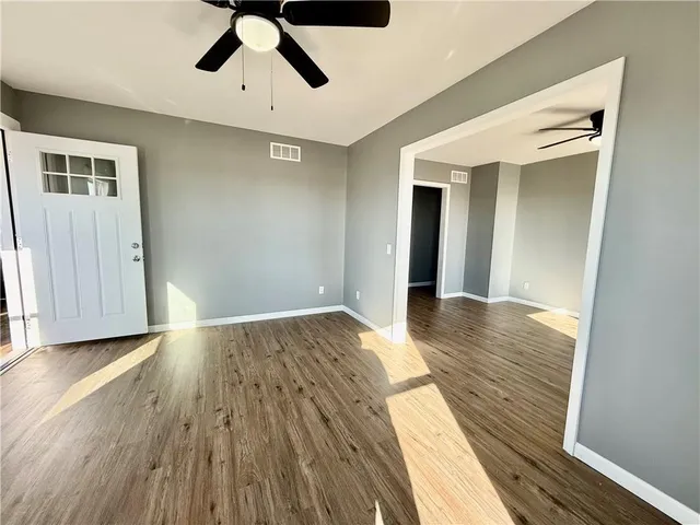 $245,000 | 3601 Highway 13, Higginsville, MO 64037