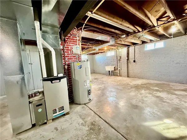 $245,000 | 3601 Highway 13, Higginsville, MO 64037