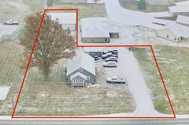 $245,000 | 3601 Highway 13, Higginsville, MO 64037