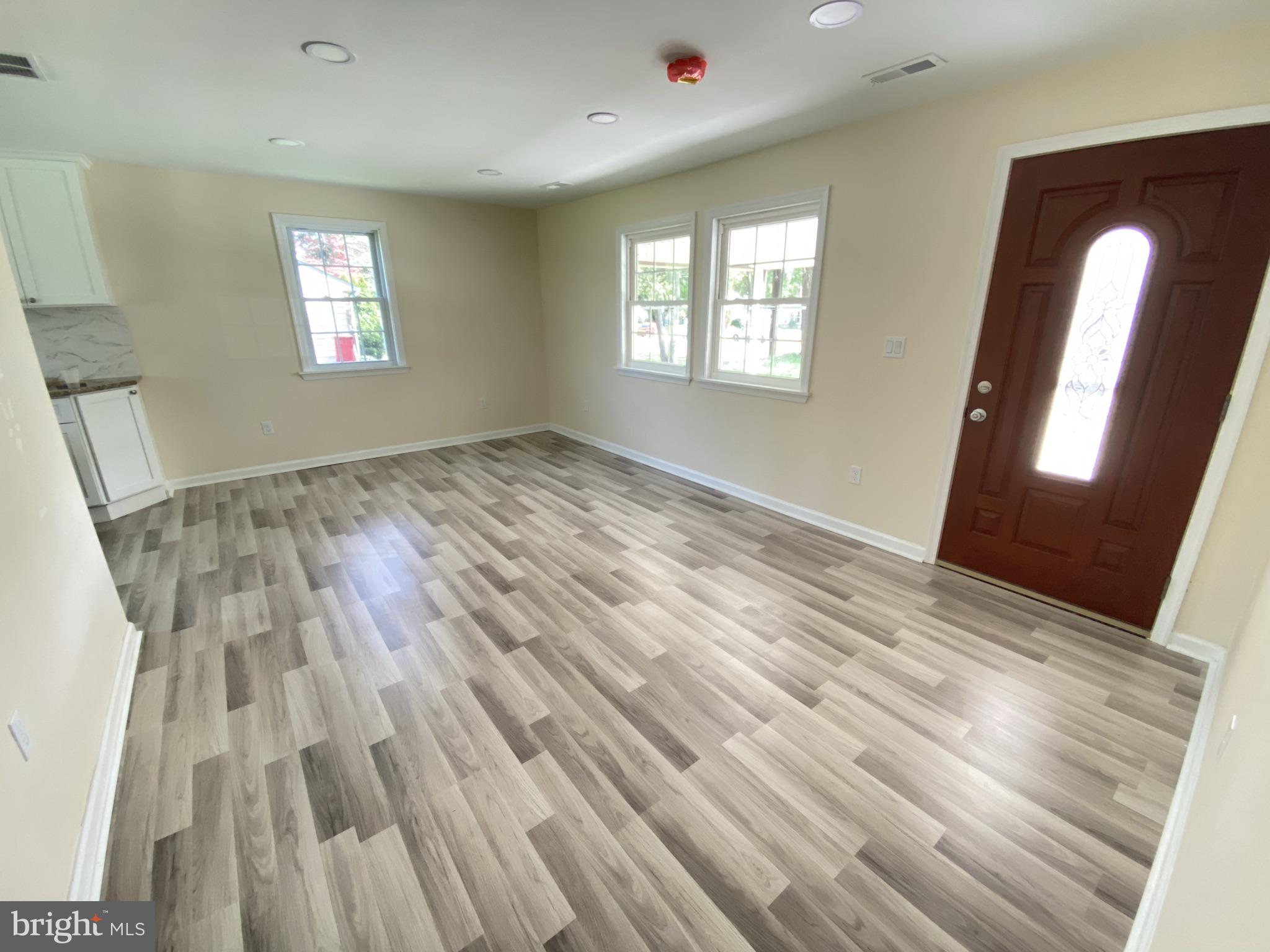 1279 West County Line Road Warminster, PA 18974 - Photo 2 of 21