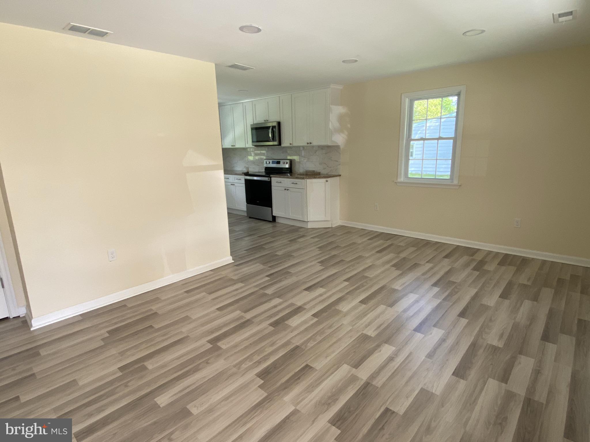 1279 West County Line Road Warminster, PA 18974 - Photo 4 of 21