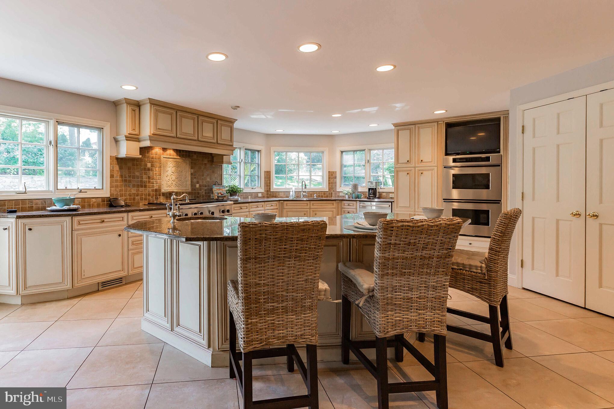 100 Winding Way Haddonfield, NJ 08033 - Photo 9 of 32 Gallery Image 9