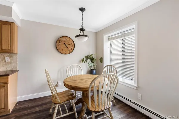 $2,950 | 39 Foxwood Circle, Mount Kisco, NY 10549