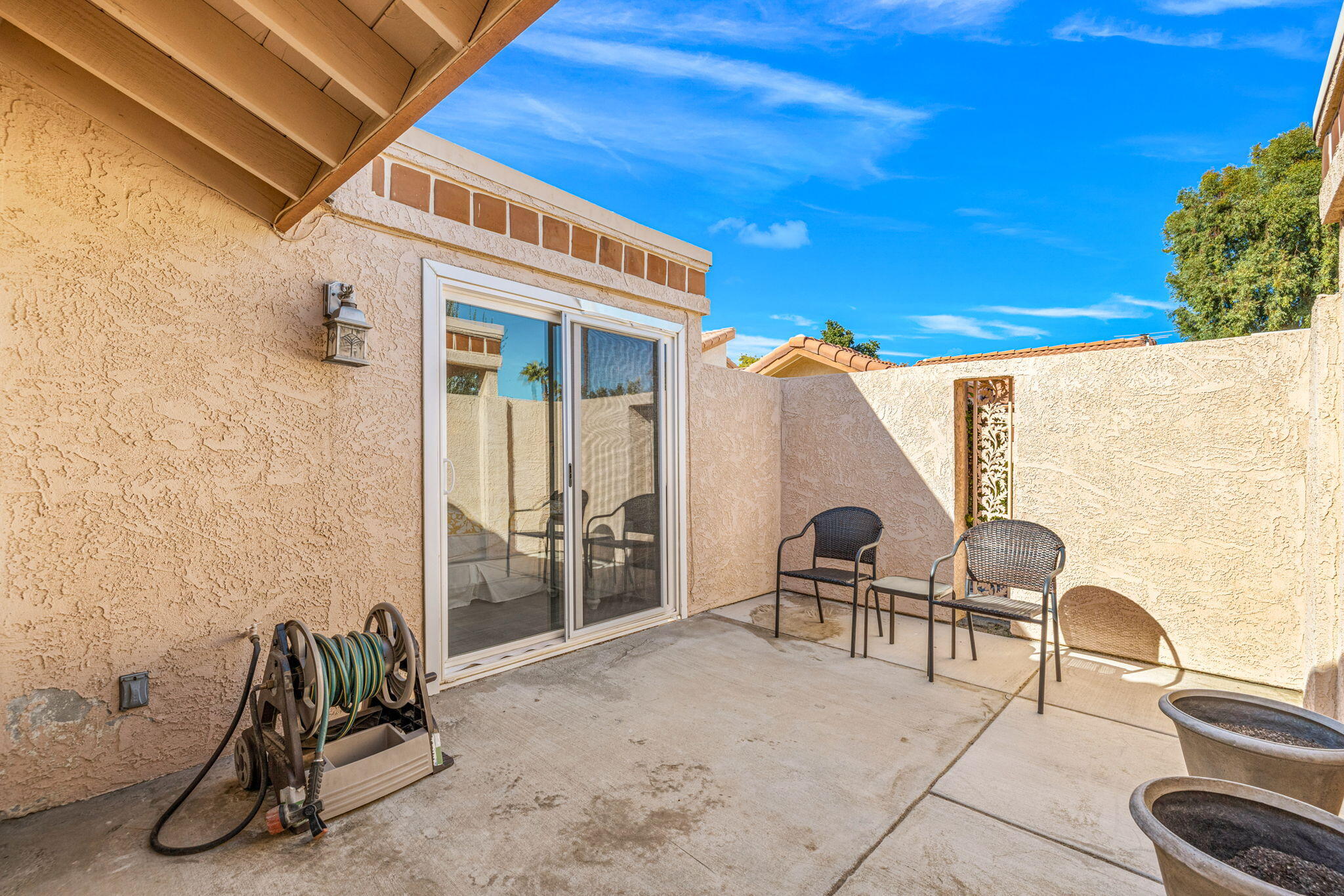 49091 Taylor Street Indio, CA 92201 - Photo 32 of 49 a view of balcony with furniture