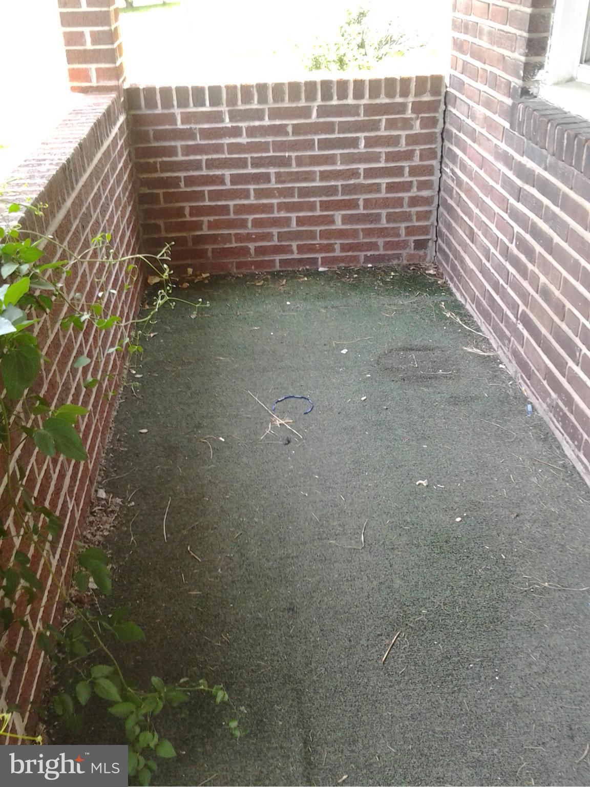 312 Sollers Point Road Baltimore, MD 21222 - Photo 8 of 21 Front Porch