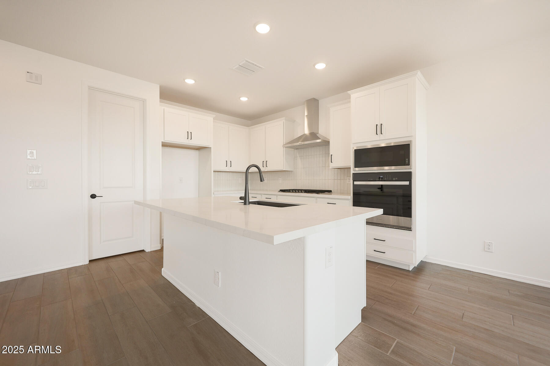 17250 West Via Dona Road Surprise, AZ 85387 - Photo 4 of 18 PHX_Tierra Vistoso_Lot 1014_Lagoon_17250