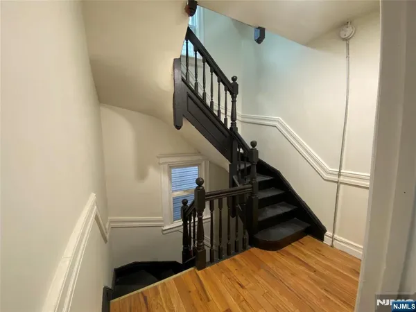 $2,550 | 101 Hedden Terrace, Unit 2, Newark, NJ 07108